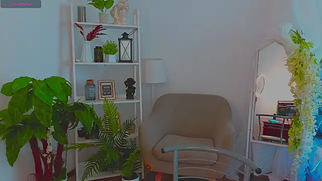 Snapshot of CooperAllana chatting on 03-11-26, 08:53 CooperAllana online show from 03-11-26, 08:53