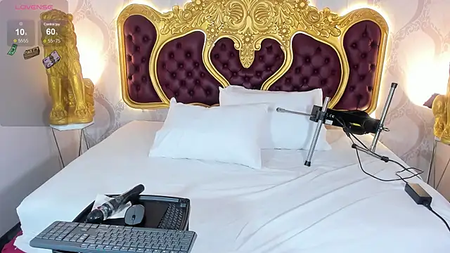 Snapshot of KendralHolson chatting on 03-04-26, 04:29 KendralHolson online show from 03-04-26, 04:29