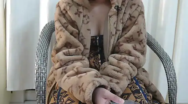 ELSA NATHALY online show from 12-09-24, 05:52