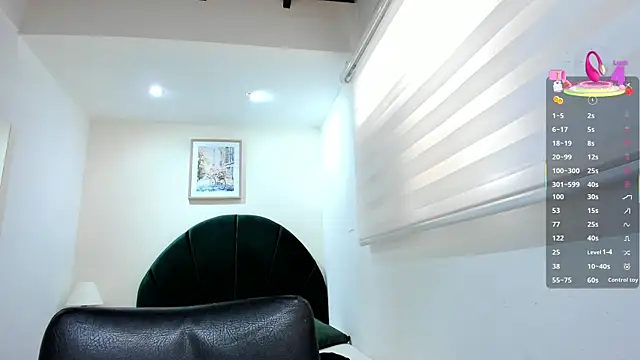 ebbafernandez  online show from 04-23-26, 12:04