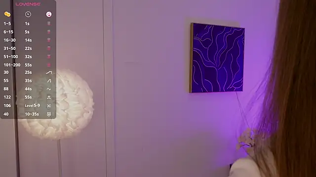 Snapshot of Lilly_Colins chatting on 03-07-25, 12:26 Lilly Colins online show from 03-07-25, 12:26