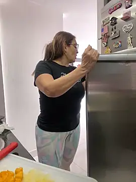 AntonellaAlondra4 online show from 03-19-25, 06:12