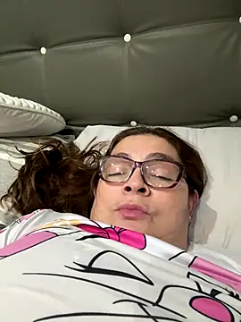 AntonellaAlondra4 online show from 11-22-25, 04:11