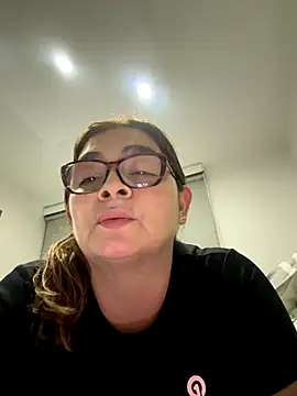 AntonellaAlondra4 online show from 11-30-25, 04:49