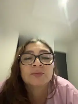AntonellaAlondra4 online show from 05-08-26, 03:23