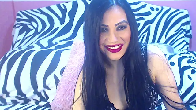 Snapshot of Ary_z chatting on 01-10-26, 11:20 Ary z online show from 01-10-26, 11:20