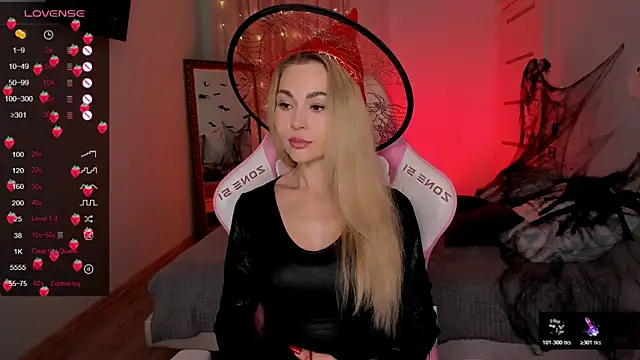 Snapshot of AdeleRoberts chatting on 10-29-25, 02:25 AdeleRoberts online show from 10-29-25, 02:25