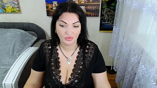 Snapshot of Lady_Boom_Wild_ chatting on 10-07-25, 06:43 Lady Boom Wild online show from 10-07-25, 06:43