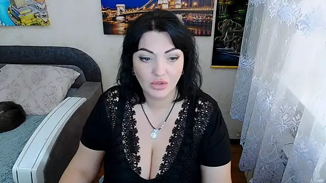 Snapshot of Lady_Boom_Wild_ chatting on 10-13-25, 10:04 Lady Boom Wild online show from 10-13-25, 10:04