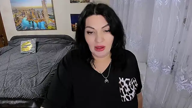 Snapshot of Lady_Boom_Wild_ chatting on 03-18-26, 07:17 Lady Boom Wild online show from 03-18-26, 07:17