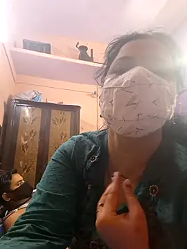 Snapshot of bobbyronak chatting on 11-03-25, 07:15 bobbyronak online show from 11-03-25, 07:15