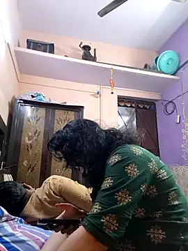 Snapshot of bobbyronak chatting on 11-26-25, 07:15 bobbyronak online show from 11-26-25, 07:15