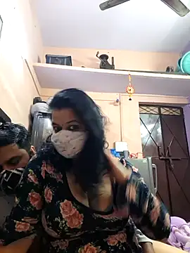 Snapshot of bobbyronak chatting on 01-09-26, 06:21 bobbyronak online show from 01-09-26, 06:21