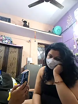 Snapshot of bobbyronak chatting on 02-01-26, 07:34 bobbyronak online show from 02-01-26, 07:34