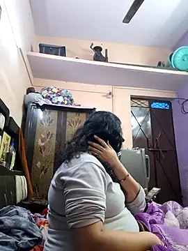 Snapshot of bobbyronak chatting on 02-03-26, 06:57 bobbyronak online show from 02-03-26, 06:57