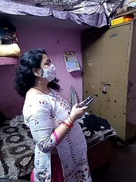 Snapshot of bobbyronak chatting on 03-06-26, 12:01 bobbyronak online show from 03-06-26, 12:01