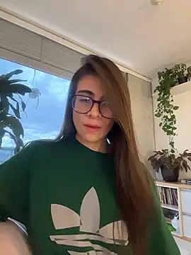 Snapshot of MariaIsabella8 chatting on 01-15-26, 10:35 MariaIsabella8 online show from 01-15-26, 10:35