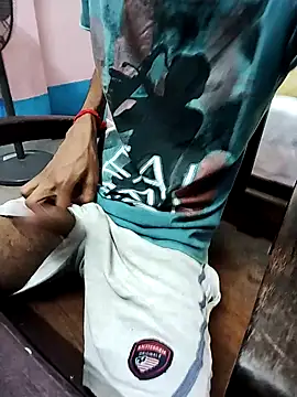 Snapshot of Afgref5335 chatting on 09-09-25, 06:13 Afgref5335 online show from 09-09-25, 06:13