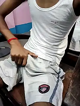 Snapshot of Afgref5335 chatting on 09-09-25, 06:18 Afgref5335 online show from 09-09-25, 06:18