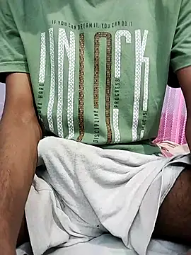 Snapshot of Afgref5335 chatting on 10-28-25, 05:37 Afgref5335 online show from 10-28-25, 05:37