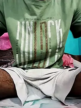 Snapshot of Afgref5335 chatting on 11-16-25, 04:23 Afgref5335 online show from 11-16-25, 04:23