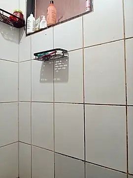 Snapshot of ANTI chatting on 12-22-25, 09:23 ANTI online show from 12-22-25, 09:23