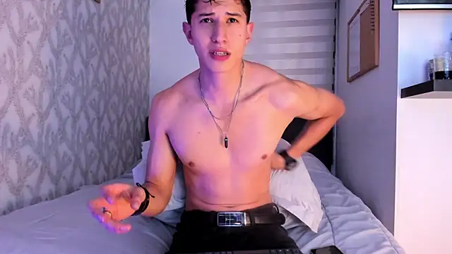 Snapshot of Dorianmistery2322_ chatting on 03-05-25, 11:27 Dorianmistery2322 online show from 03-05-25, 11:27