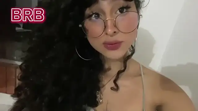 Snapshot of Heka_Prudence chatting on 02-13-25, 04:22 Heka Prudence online show from 02-13-25, 04:22