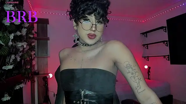 Snapshot of Heka_Prudence chatting on 07-28-26, 11:17 Heka Prudence online show from 07-28-26, 11:17