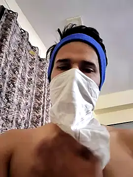 Snapshot of davidss57400 chatting on 11-18-25, 06:01 davidss57400 online show from 11-18-25, 06:01