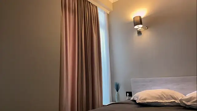 Lora Squirt online show from 03-23-25, 06:47