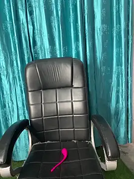 poision51 online show from 02-10-25, 11:36