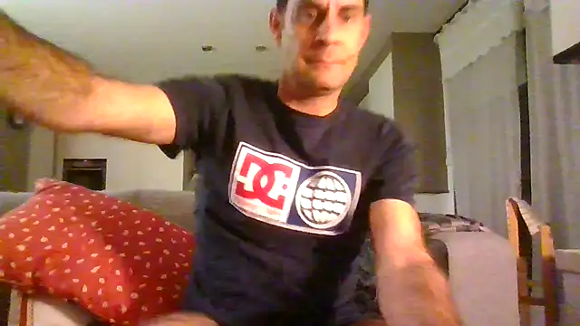 Snapshot of Vespa_Crabo chatting on 12-22-24, 12:07 Vespa Crabo online show from 12-22-24, 12:07