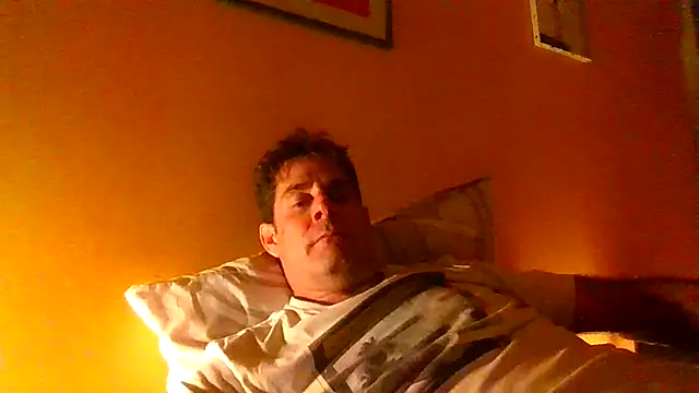 Snapshot of Vespa_Crabo chatting on 12-29-24, 08:15 Vespa Crabo online show from 12-29-24, 08:15