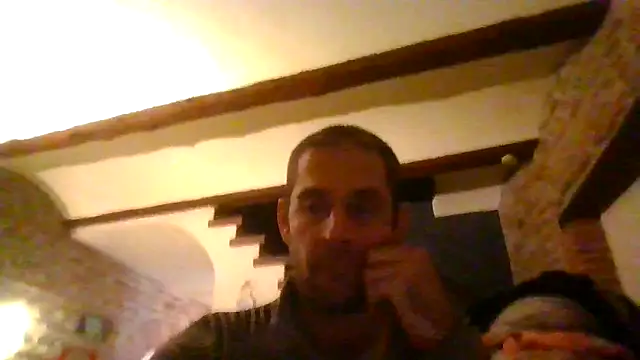 Snapshot of Vespa_Crabo chatting on 02-10-26, 08:35 Vespa Crabo online show from 02-10-26, 08:35