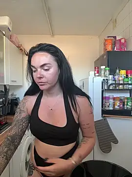 yorkshiregal online show from 06-09-26, 07:42