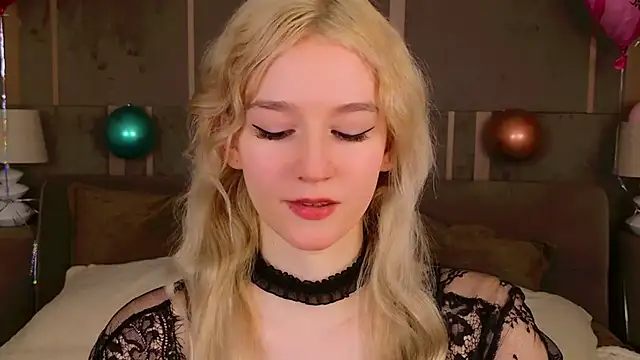 NaomiLoys online show from 02-15-25, 07:28