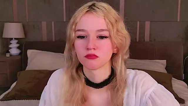 NaomiLoys online show from 03-08-25, 02:55