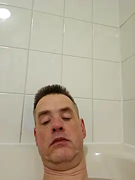 Hectorthyssen1 online show from 01-31-25, 08:33