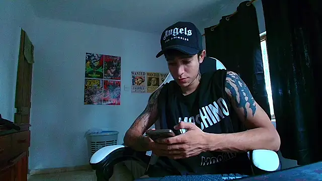 Zacktk7 online show from 02-11-25, 05:07