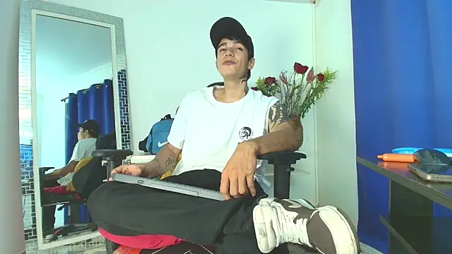 Zacktk7 online show from 02-11-25, 08:10