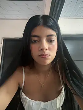 Snapshot of Baby_Niels chatting on 10-20-25, 08:53 Baby Niels online show from 10-20-25, 08:53