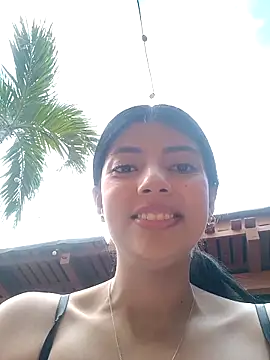 Snapshot of Baby_Niels chatting on 10-24-25, 09:11 Baby Niels online show from 10-24-25, 09:11