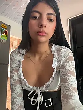 Snapshot of Baby_Niels chatting on 11-06-25, 03:13 Baby Niels online show from 11-06-25, 03:13