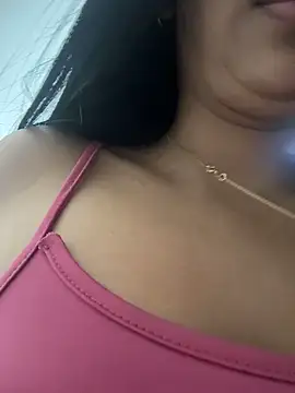 Snapshot of Baby_Niels chatting on 11-08-25, 03:50 Baby Niels online show from 11-08-25, 03:50