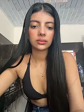 Snapshot of Baby_Niels chatting on 11-25-25, 05:24 Baby Niels online show from 11-25-25, 05:24