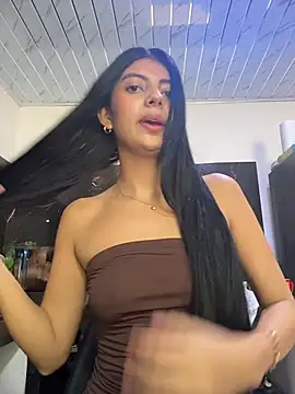 Snapshot of Baby_Niels chatting on 11-29-25, 05:27 Baby Niels online show from 11-29-25, 05:27