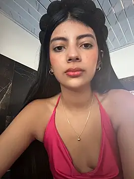 Snapshot of Baby_Niels chatting on 12-05-25, 03:52 Baby Niels online show from 12-05-25, 03:52