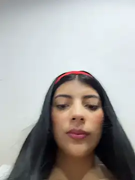 Snapshot of Baby_Niels chatting on 02-14-26, 04:04 Baby Niels online show from 02-14-26, 04:04