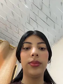 Snapshot of Baby_Niels chatting on 02-21-26, 03:24 Baby Niels online show from 02-21-26, 03:24